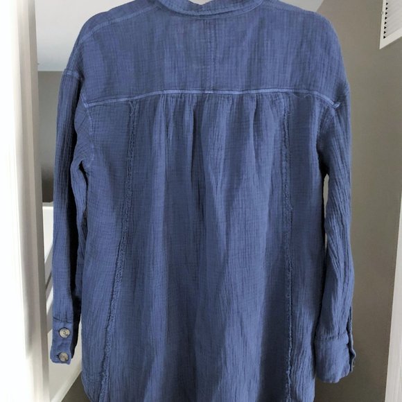 "SOLD" - FREE PEOPLE Button Down Top - Picture 6 of 7